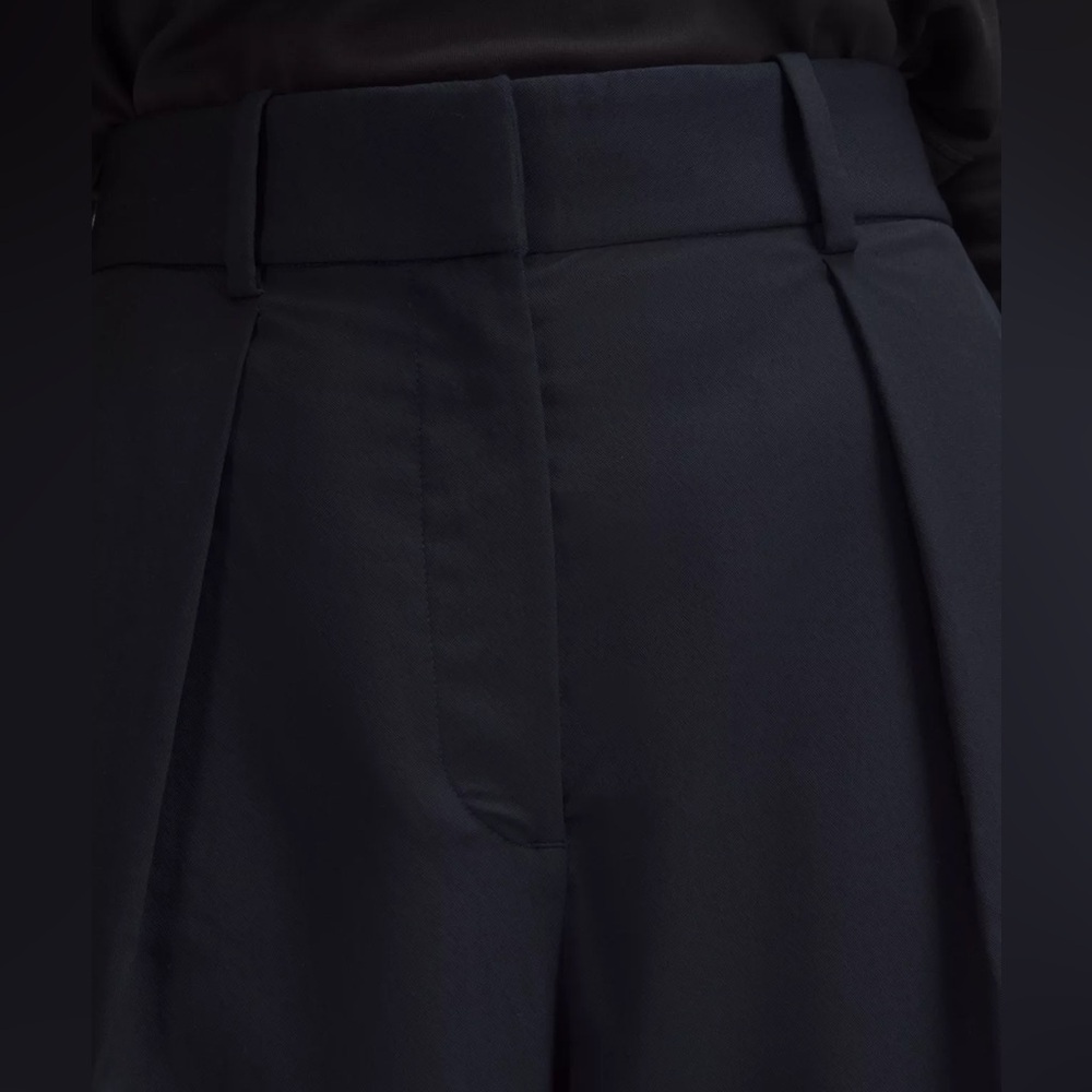 Pleat-Front High-Rise Trouser *Regular - Picture 4 of 8